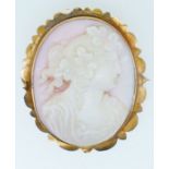 A vintage 9 carat gold cameo brooch, 14g, 4.5cm x 3.5cm