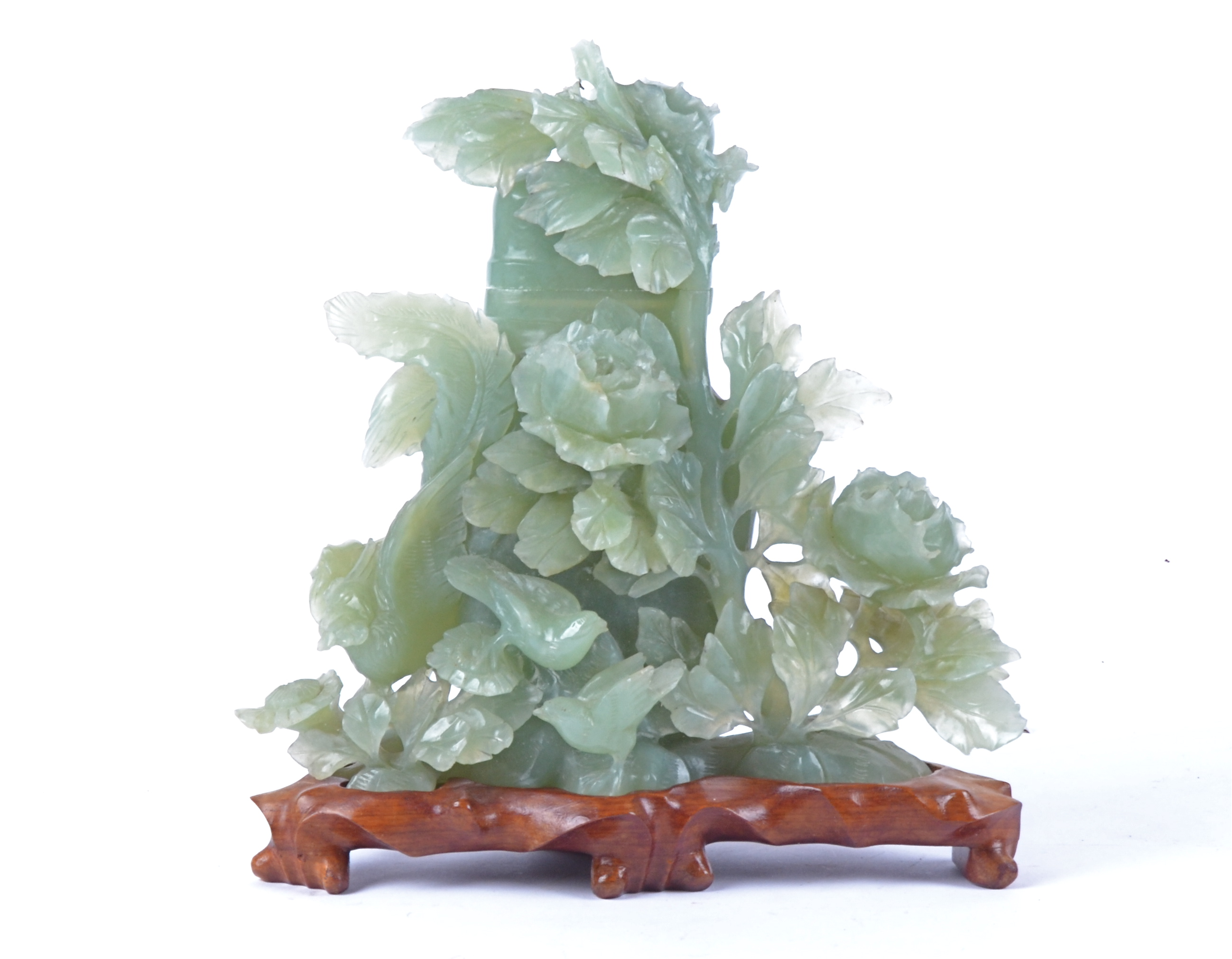 A Chinese 'New Jade' bowenite serpentine rose and exotic bird vase and cover, height 24cm - Image 2 of 6