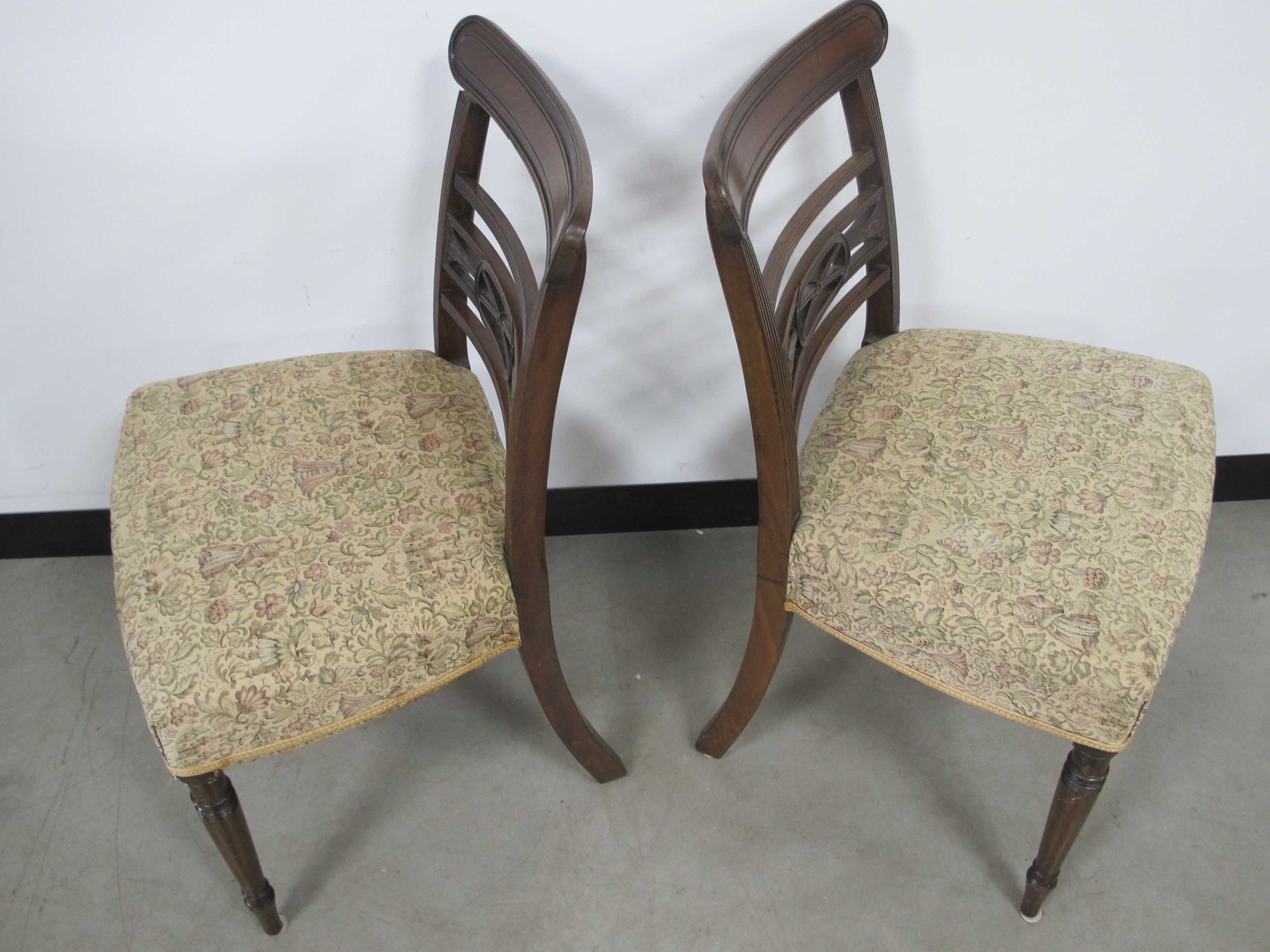 A pair of regency mahogany side chairs, oval moulded top rails, reeded back side rails, pieced - Image 2 of 3