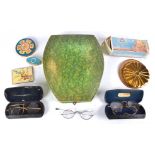 A ladies Art Deco green Bakelite manicure set, fitted case with ten implements, together with a gilt