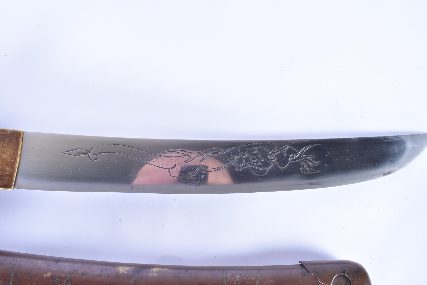 A Meiji Period one piece Tanto, having oil tempered blade, 22cm, having two Horimono of male - Image 2 of 8