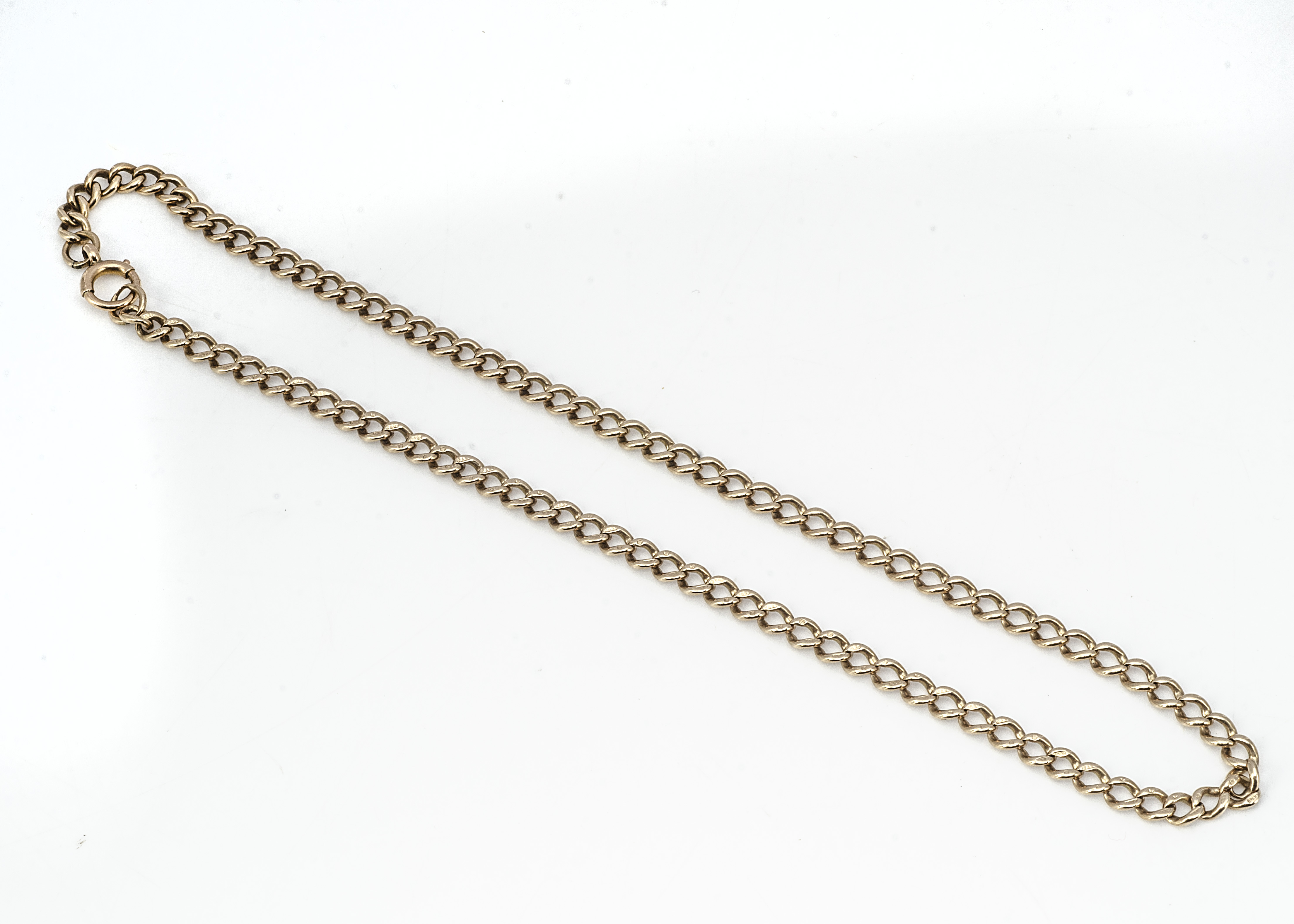 A 9ct gold curb link necklace, 45cm long, 23g