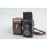 A Rolleicord IIa TLR Camera, model 2, serial no 2122957, shutter working, body G, some scratches