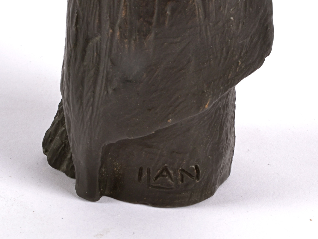 Eli Ilan (1928-1982) abstract bronze sculpture, signed to back 'HAN', height 15cm Provenence: - Image 9 of 9