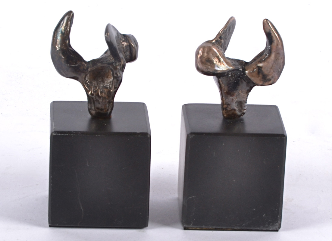 Two Eli Ilan (1928-1982) abstract silver sculptures, on black plinth bases, later recasting, - Image 2 of 6