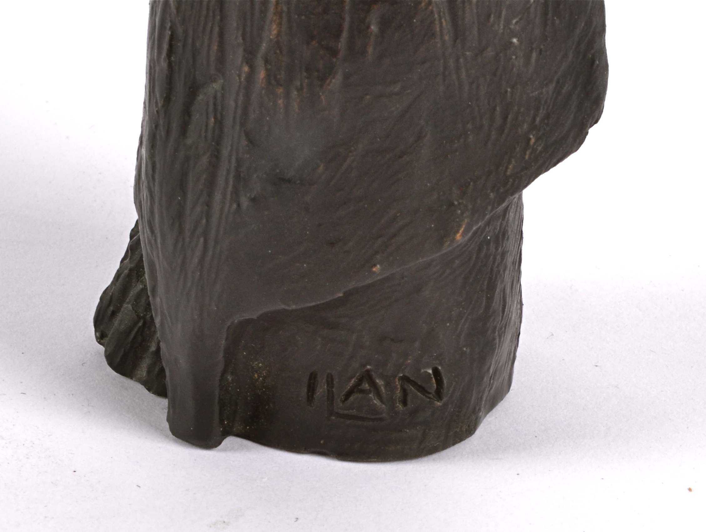 Eli Ilan (1928-1982) abstract bronze sculpture, signed to back 'HAN', height 15cm Provenence: - Image 7 of 9