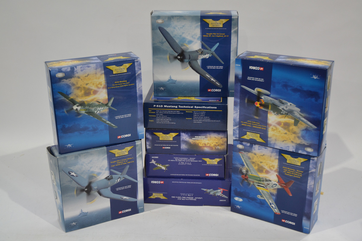 Corgi Aviation Archive 1:72 Scale WWII American Aircraft, nine boxed limited edition examples,