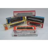 HO Gauge American Diesel Locomotives, a boxed collection including four locomotives Con-Cor 0015-
