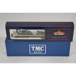 Bachmann OO Gauge Diesel Locomotives, two boxed Class 55 BR locomotives TMC Custom Finish limited