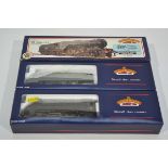 Bachmann OO Gauge Steam Locomotives and Tenders, three boxed examples, A4 Class stream line