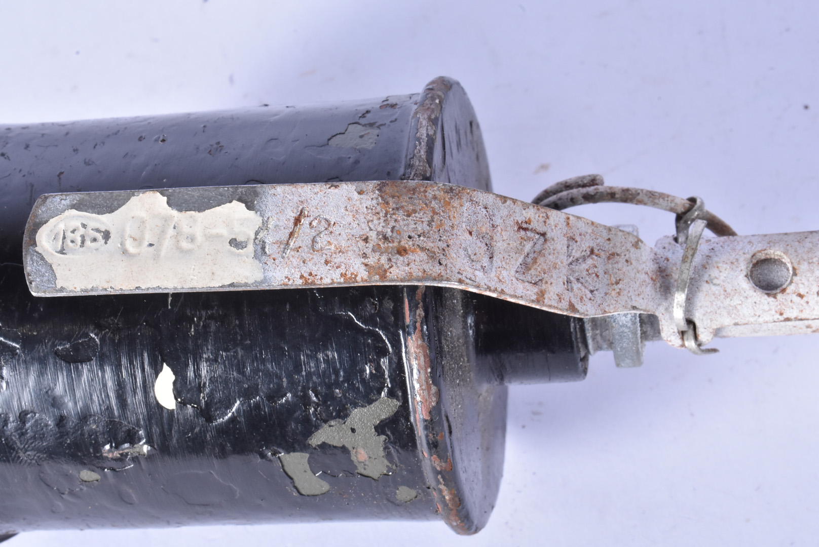 An Inert WWII Russian RG42 hand grenade, together with an inert Mills hand grenade with cut away (2) - Image 3 of 4