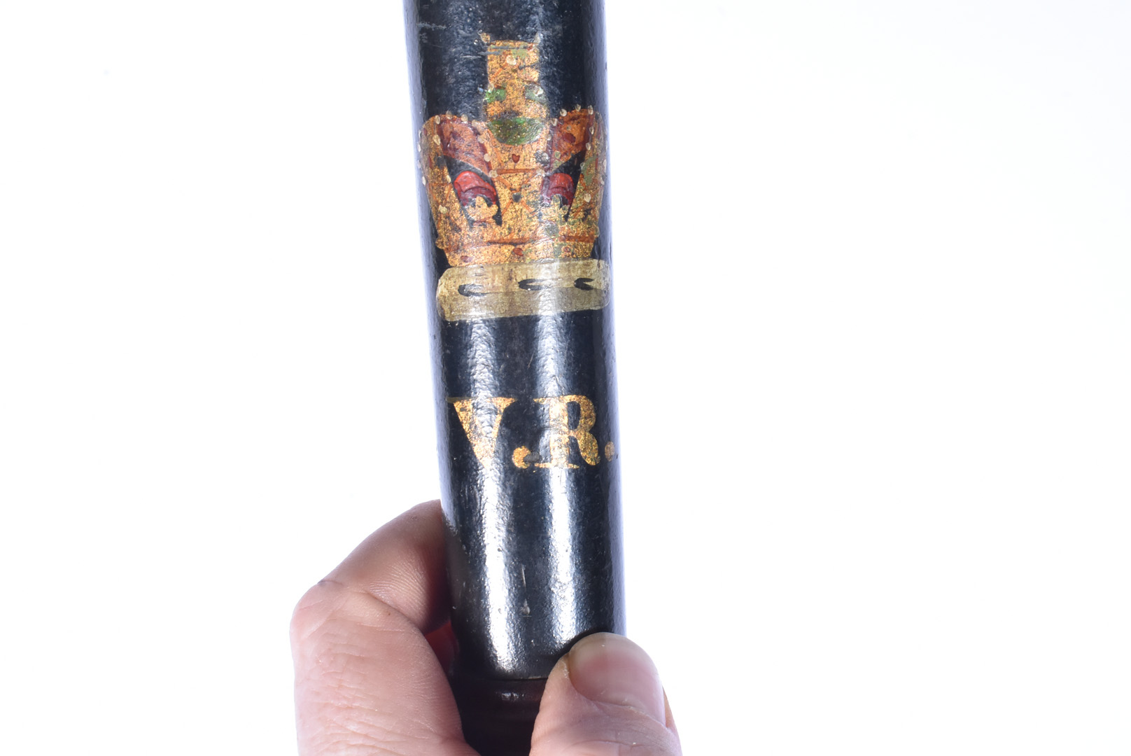 A Victorian black-painted wooden truncheon, with hand-painted Naval crest with motto 'Nisi Dominus - Bild 18 aus 18