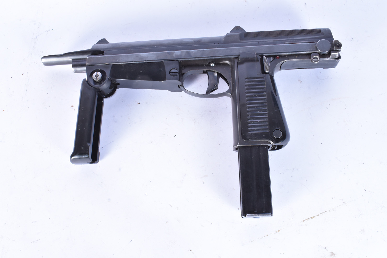 A Deactivated PM-63 Polish sub machine gun, combining the characteristics of a self loading pistol - Image 5 of 6