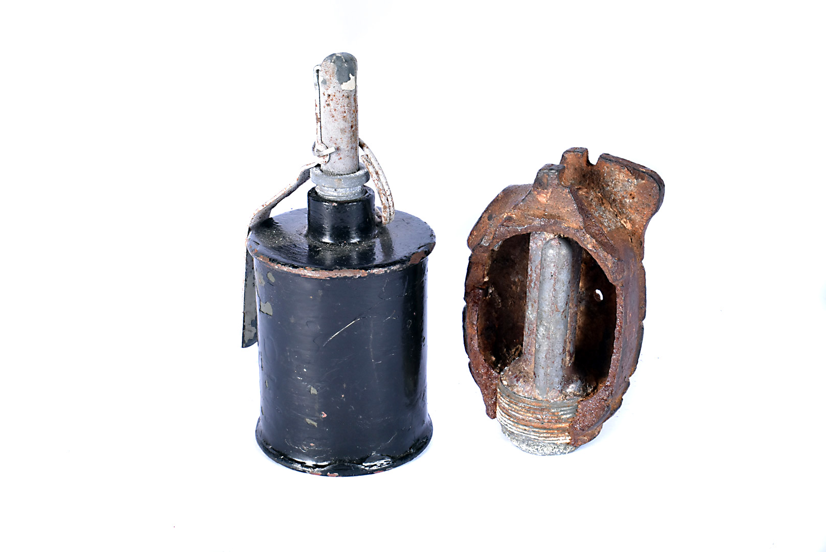 An Inert WWII Russian RG42 hand grenade, together with an inert Mills hand grenade with cut away (2) - Image 2 of 4