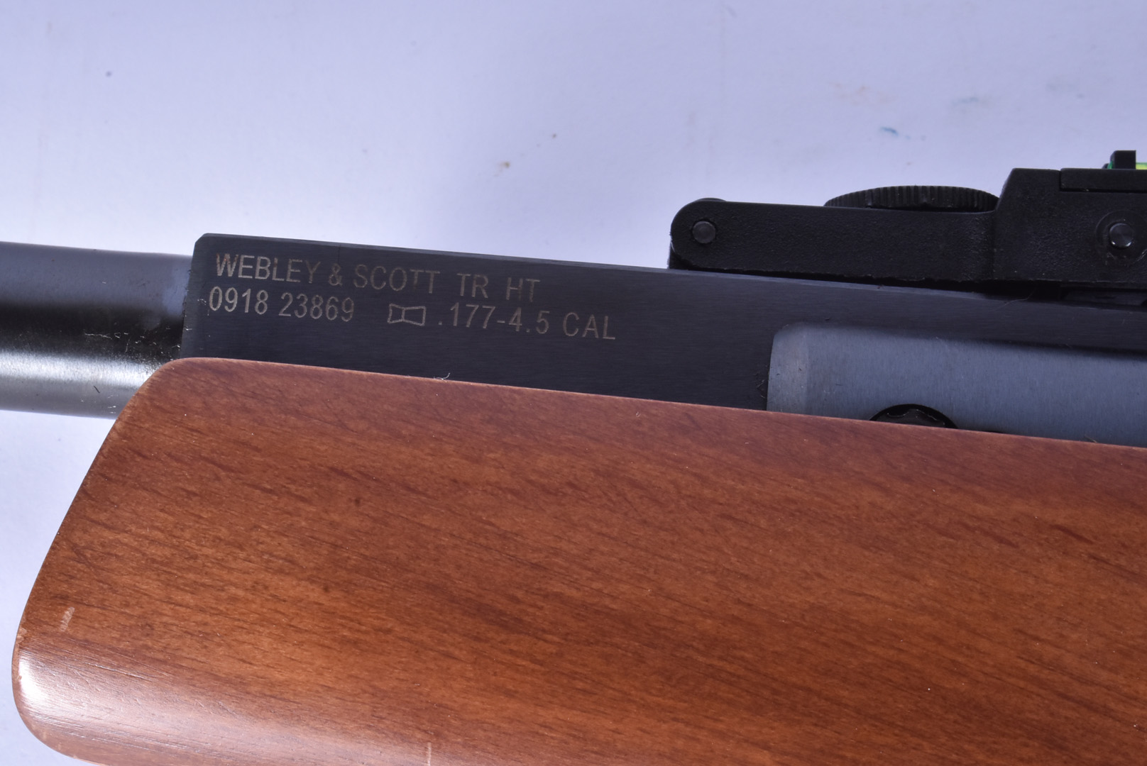 A Webley & Scott Power-Lok VMX air rifle, .177-4.5 cal, in brown, marked 0918 23869, complete with - Image 6 of 12