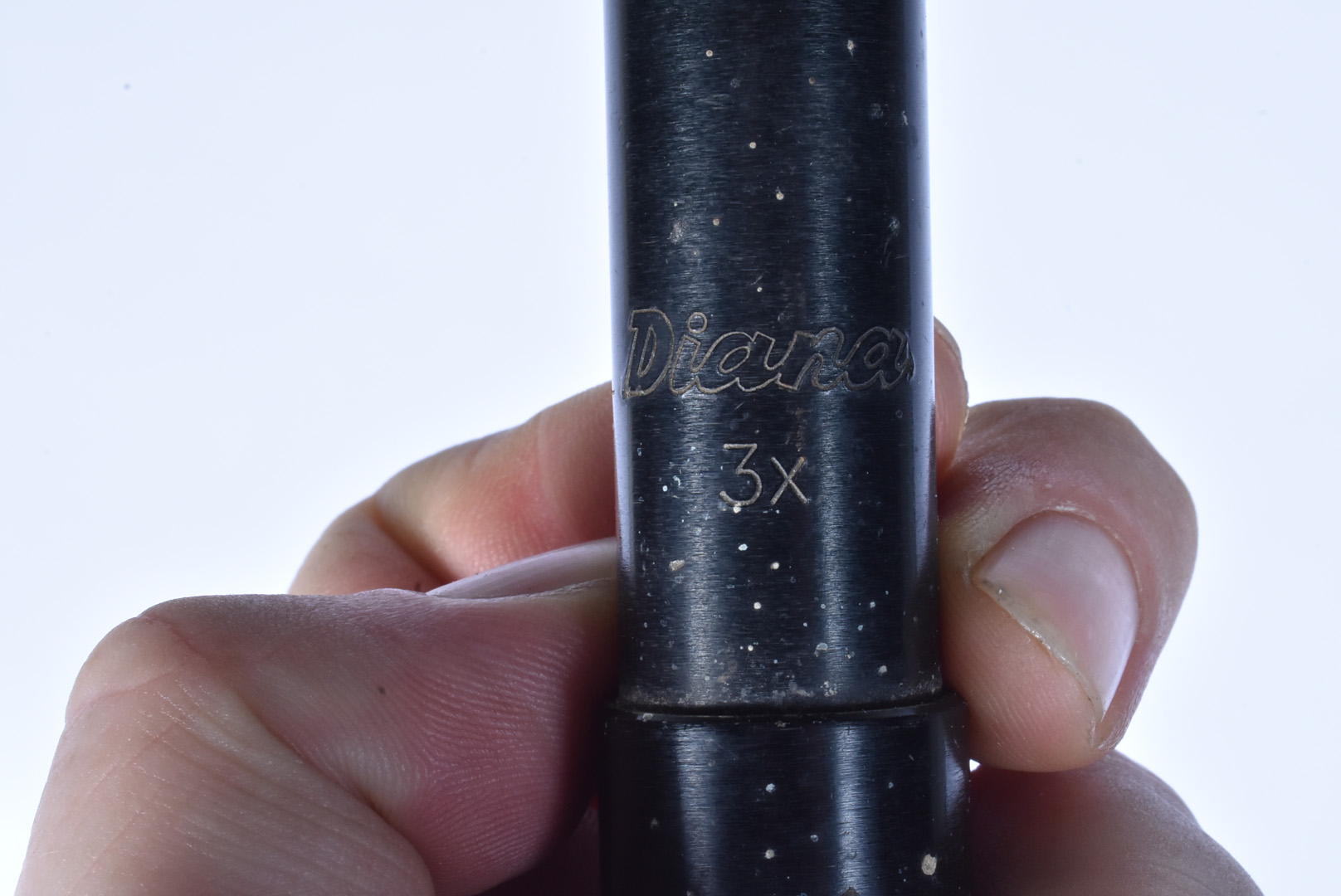 A WWII Telescope Sighting No.22c MkIII, dated 1942, by E.O.Co, stamped O.S.722.G.A, together with - Image 6 of 6
