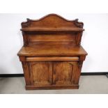 Mahogany chiffonier with single frieze drawer, slatted and felt lined, double doors to base with one