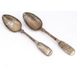 A pair of George IV silver spoons by JD, fiddle pattern with engraved initials, 5.6 ozt, London 1821