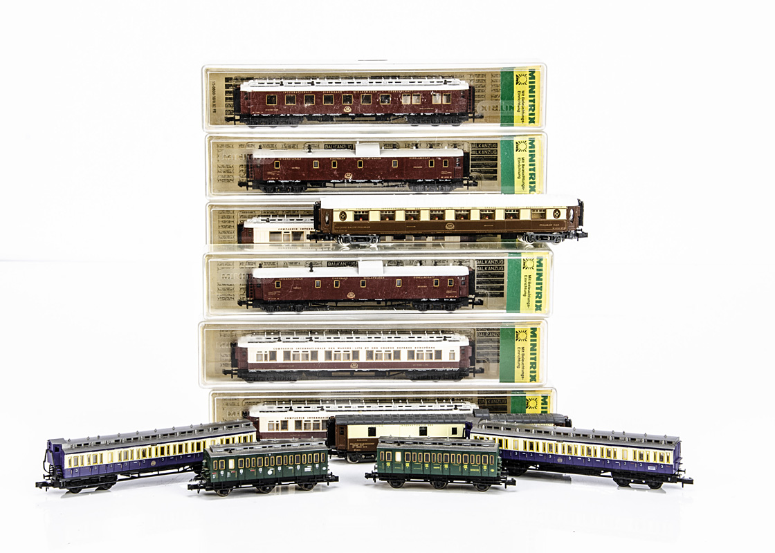 Continental N Gauge Coaching Stock, cased Minitrix Compagnie Internationale Des Wagons Lit in