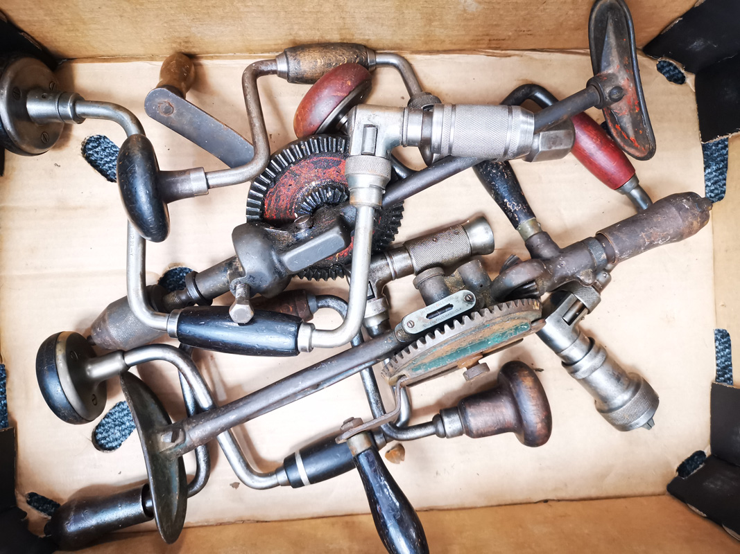 A selection of 20th Century woodworking hand tools, a mixture of different sized screwdrivers, - Image 14 of 15