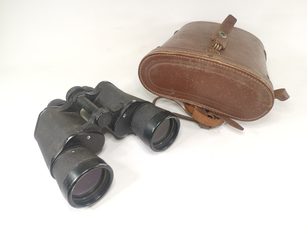 A pair of Hilkinson field binoculars, fully coated optics, model no. 634462, 10 x 50, field 5.25°,