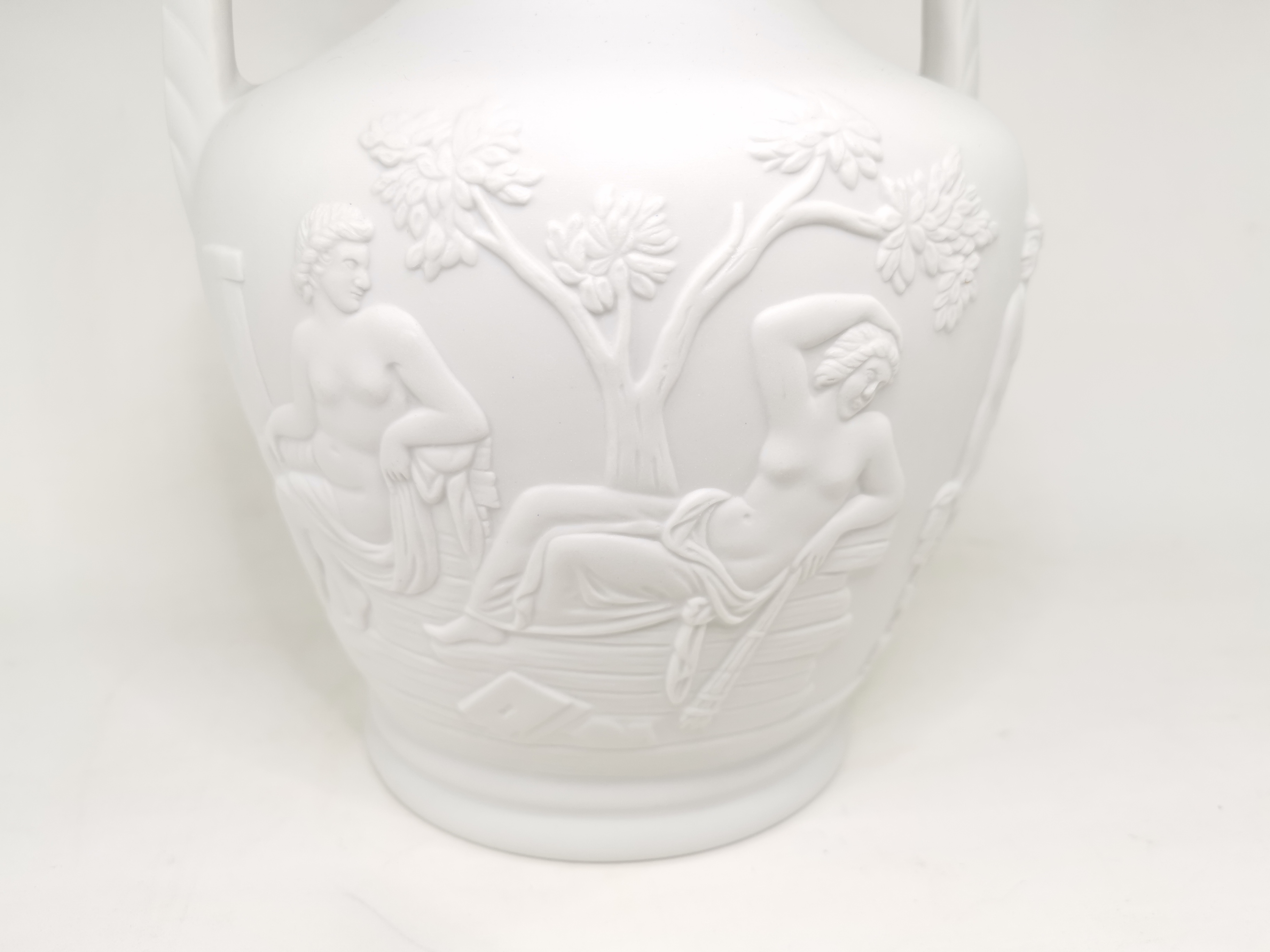 A Portmeirion bisque twin handled vase, after the 'Portland Vase', the ancient vessel excavated in - Image 5 of 18