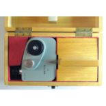 Microscope Accessories, Watson & Son image shearing eyepiece, in wooden case, 230mm wide, VG; Beck