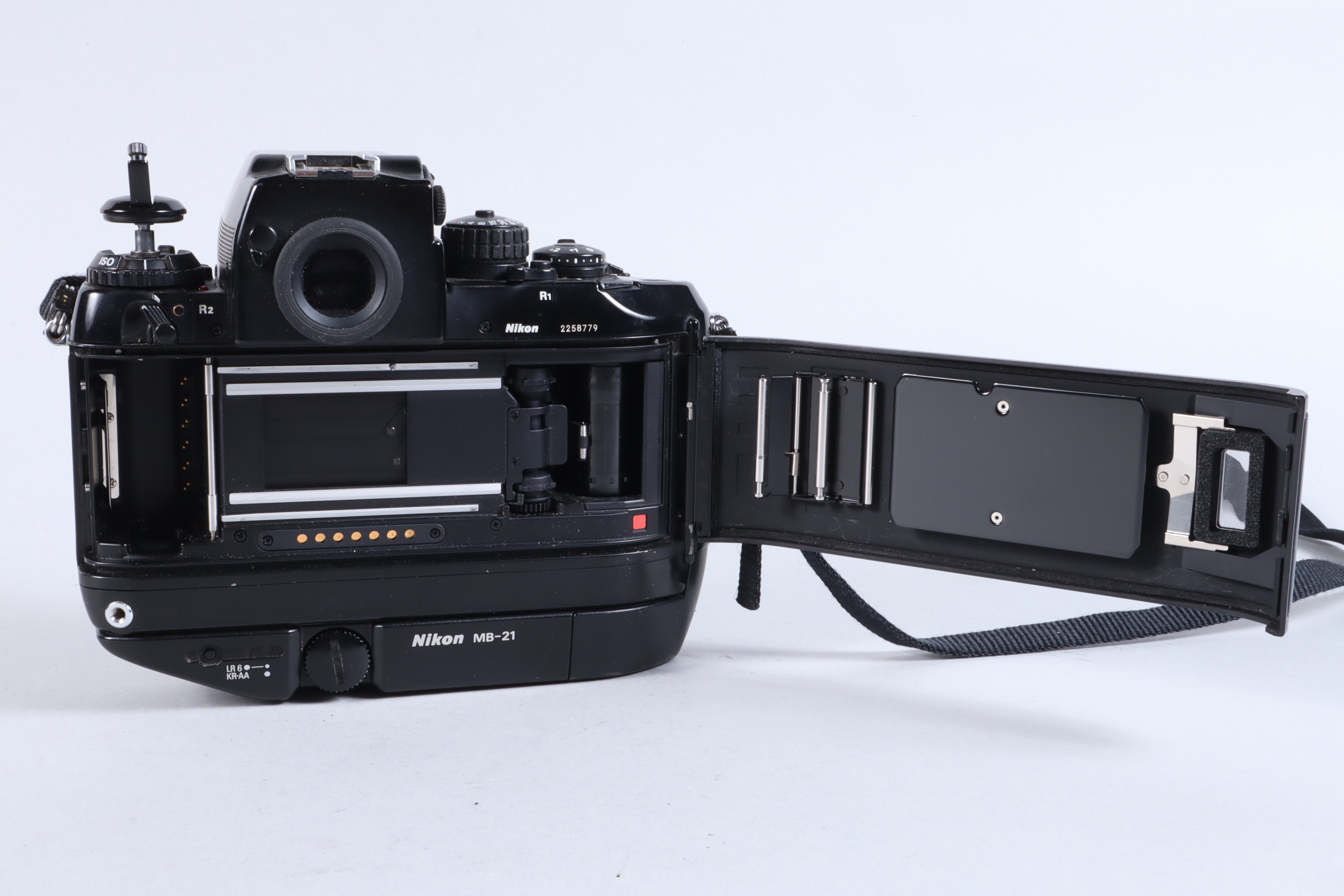A Nikon F4 Camera Body, serial no 2258779, powers up, appears to function as should, shutter - Image 5 of 5
