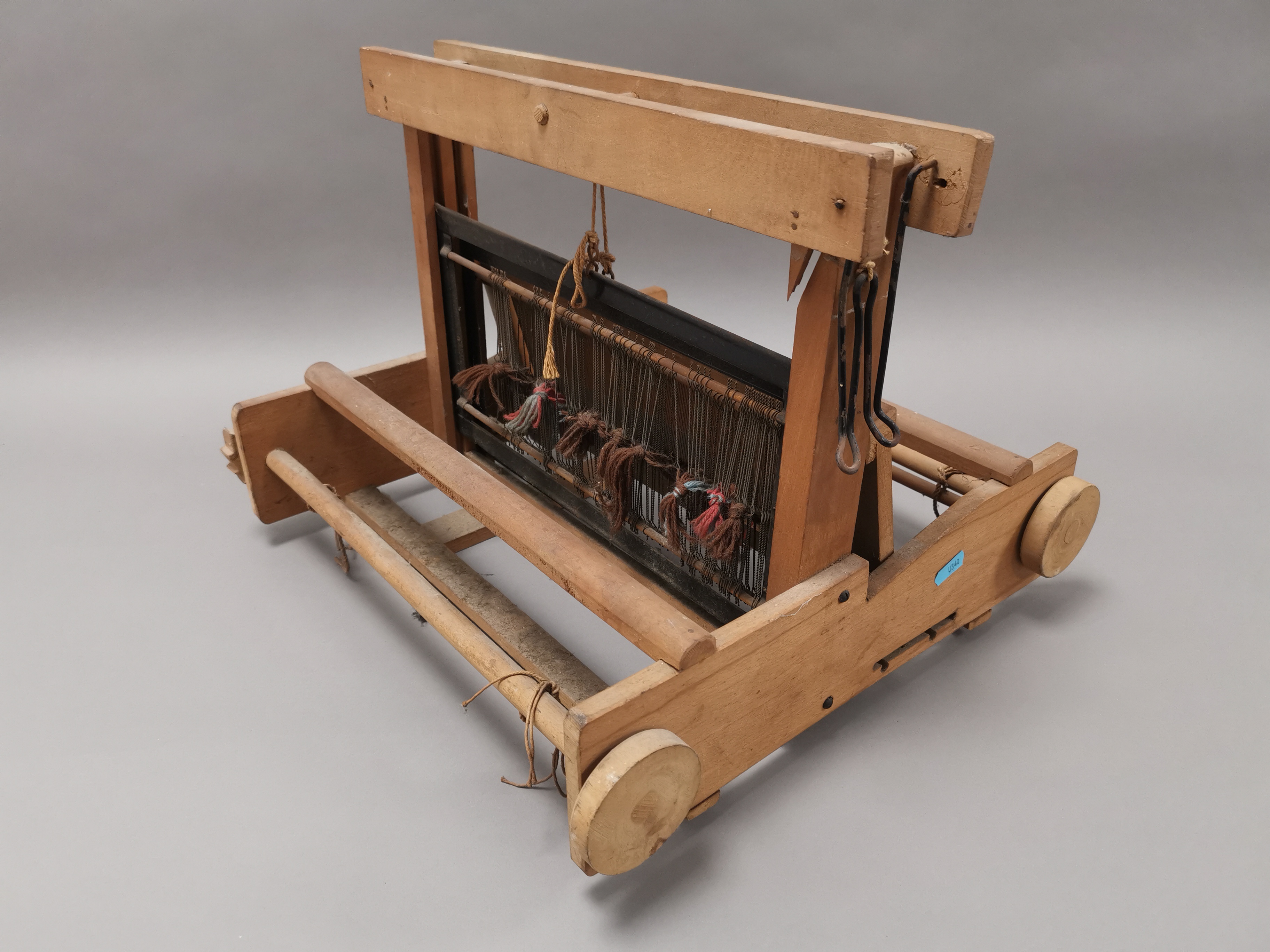 A Weavemaster table top loom - Image 2 of 2