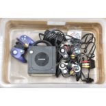 Nintendo Gamecube Games Console, with three controllers, two memory cards and Mario Kart Double Dash