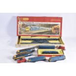 Tri-ang Hornby 00 gauge Diesel Locomotives and Units, one boxed and two unboxed 'Hymek' locos all in