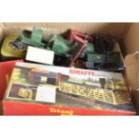 Tri-ang-Hornby 00 gauge Trains and accessories, including BR green 0-4-0 diesel locomotive D2907,