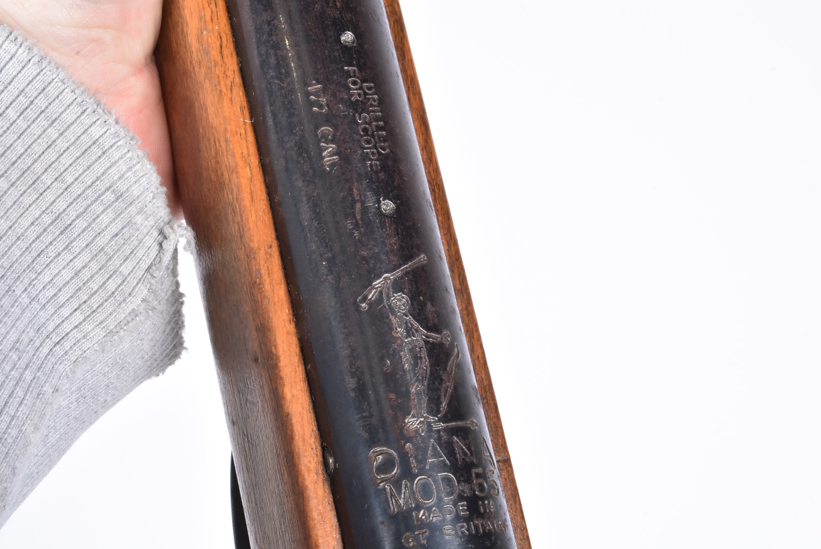 A vintage Diana Mod 55 .177 calibre air rifle, serial 551090, underlever action, with sight - Image 2 of 4