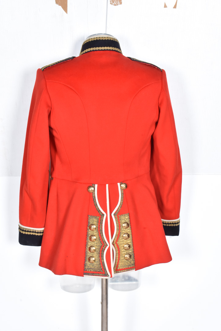 Two 1980s Irish Guards Red Ceremonial tunics, both made by Dege of Saville Row, both missing buttons - Image 8 of 10