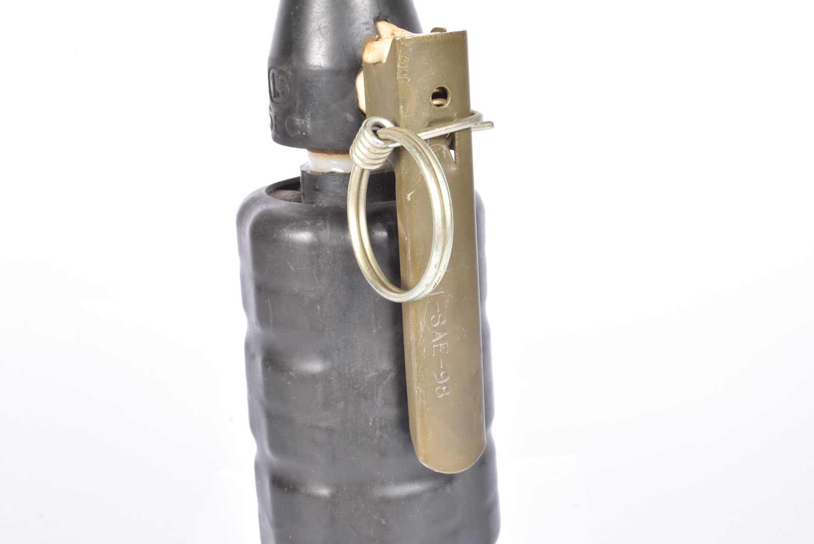 An inert French Anti-Riot grenade, marked SAPL Lot N JU-06-09 to the black rubber body, this holding - Image 3 of 4