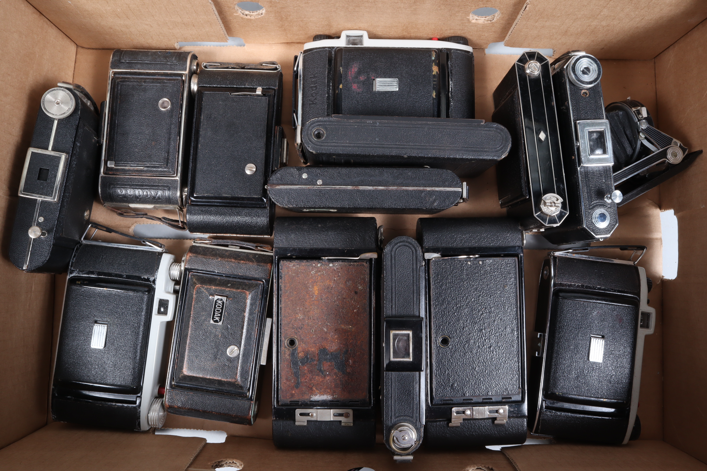 A Tray of Kodak Folding Cameras, models include Six-20, Sterling II, Six 20 B, Six 20 Junior and