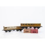 Boxed Hornby 0 Gauge No 2 LNER Corridor Coaches, comprising 1st/3rd composite No 186 and brake/