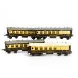 Hornby 0 Gauge No 2 Special Pullman Cars, one earlier cream (repainted) roof Pullman brake coach '