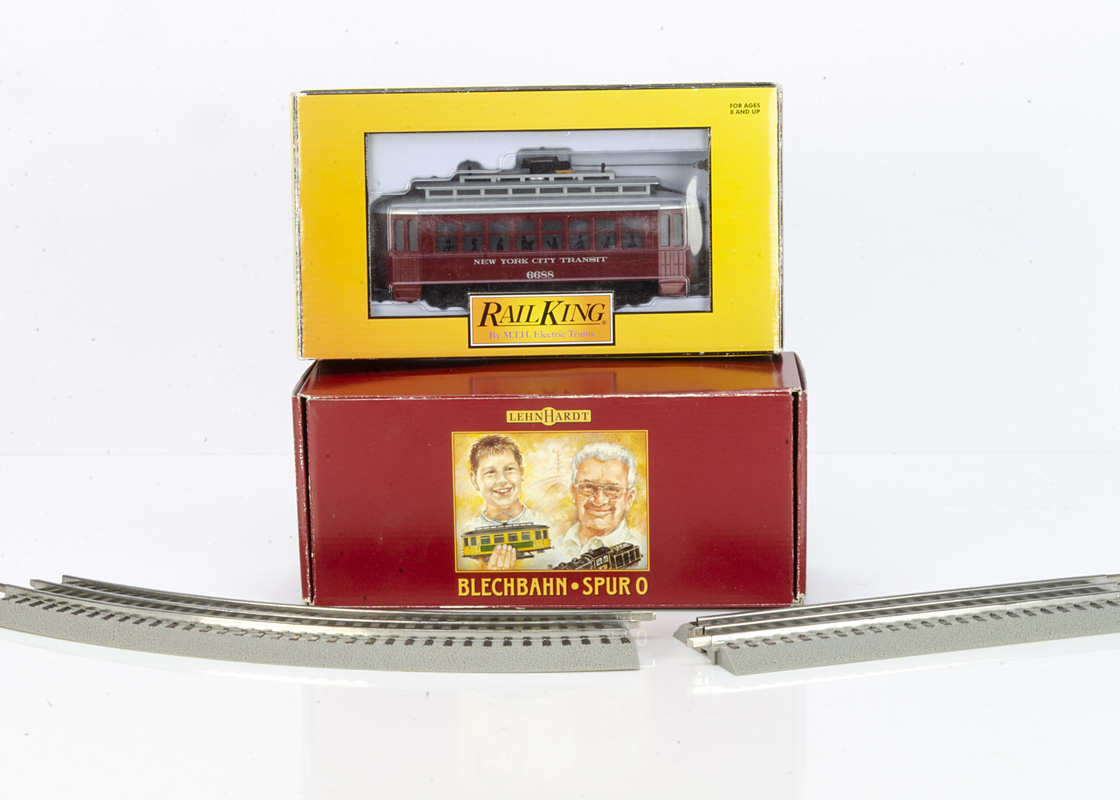 Trams for 0 Gauge 3-rail by Lehnhardt and Rail King with Lionel 3-rail 'Fastrack', the Lehnhardt