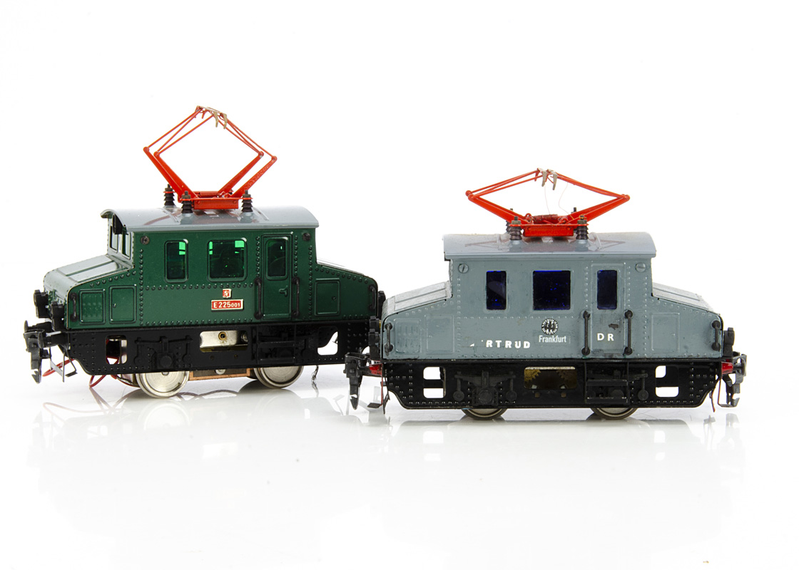 Two modified ETS 0 Gauge 2/3-rail (convertible) 0-4-0 'Steeple Cab' electric Locomotives, one in