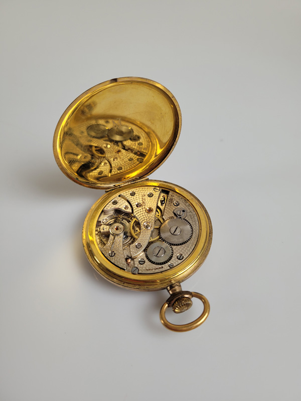 An Art Deco rolled gold open faced gentleman's fob watch, with Swiss movement, engine turned - Image 2 of 3