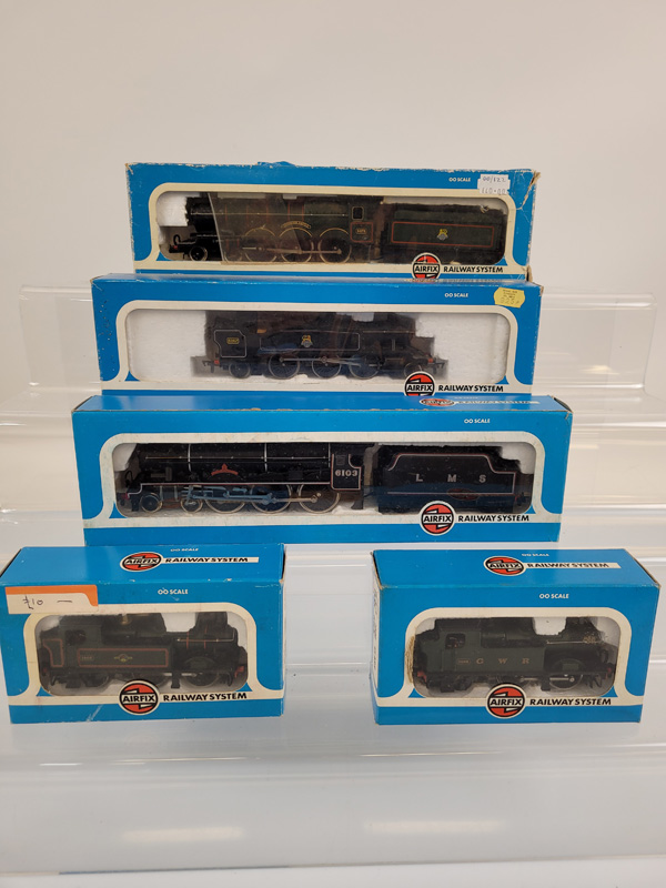 Five Airfix OO gauge locomotives, 54153-0, 54152-7, 54120-0, 54151-4, 54125-5, all boxed.