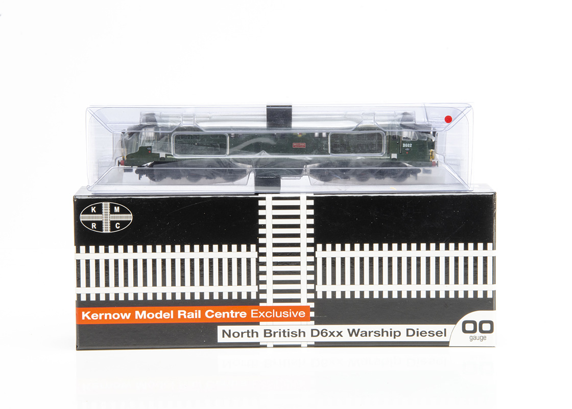 Kernow Model Rail Centre Exclusive 00 Gauge K2602 BR green Warship Class Diesel, D602 'Bulldog',