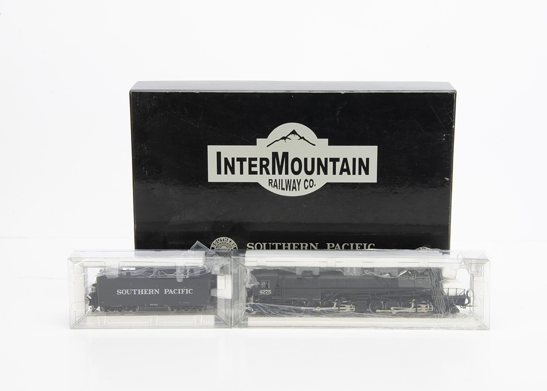 Inter Mountain Railway Co HO Gauge American Steam Locomotive and Tender, a boxed 59002S AC12 4-8-8-2