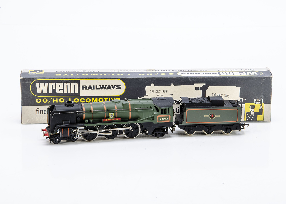 Wrenn 00 Gauge W2237 BR green 4-6-2 West Country Class Locomotive 'Dorchester', No 34042, in