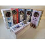 Six boxed Asian dolls, two depicting Japanese Geisha, two of Chinses beauties and two others