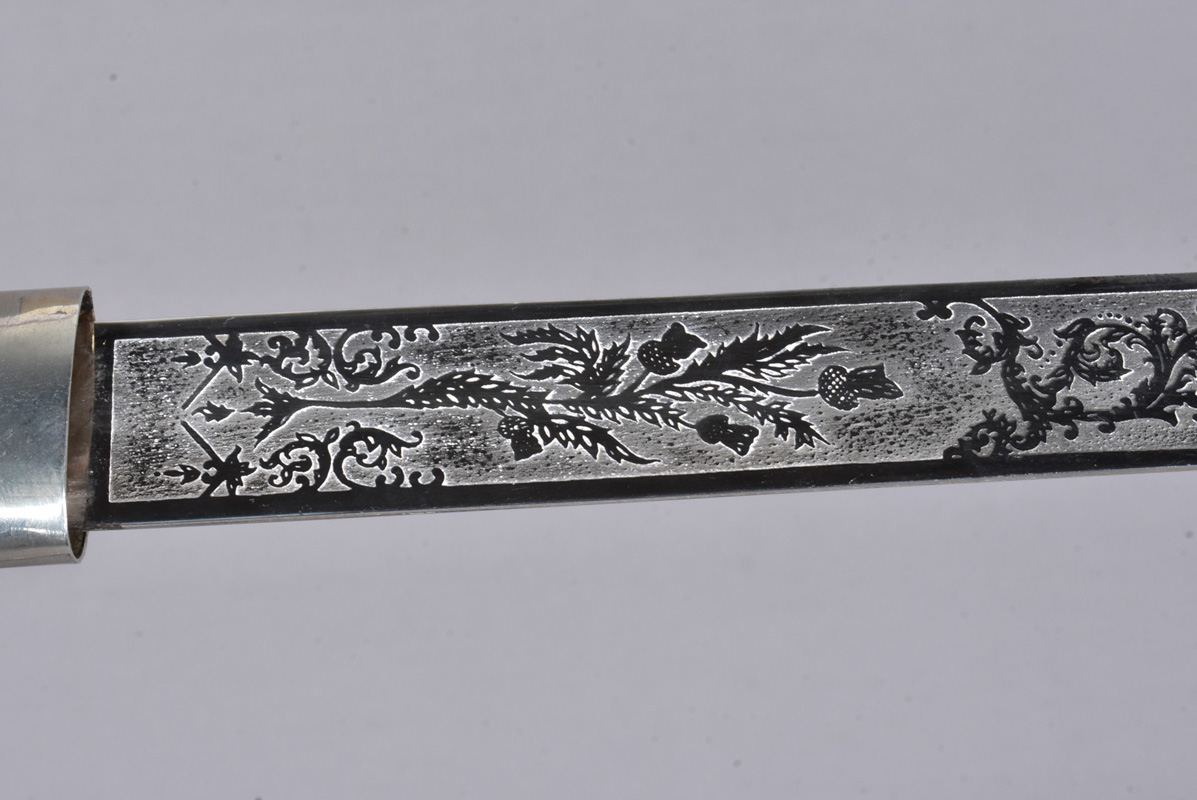 A Scottish Dirk, with 30cm long etched blade, with thistle decoration, possible marking to the - Image 4 of 10