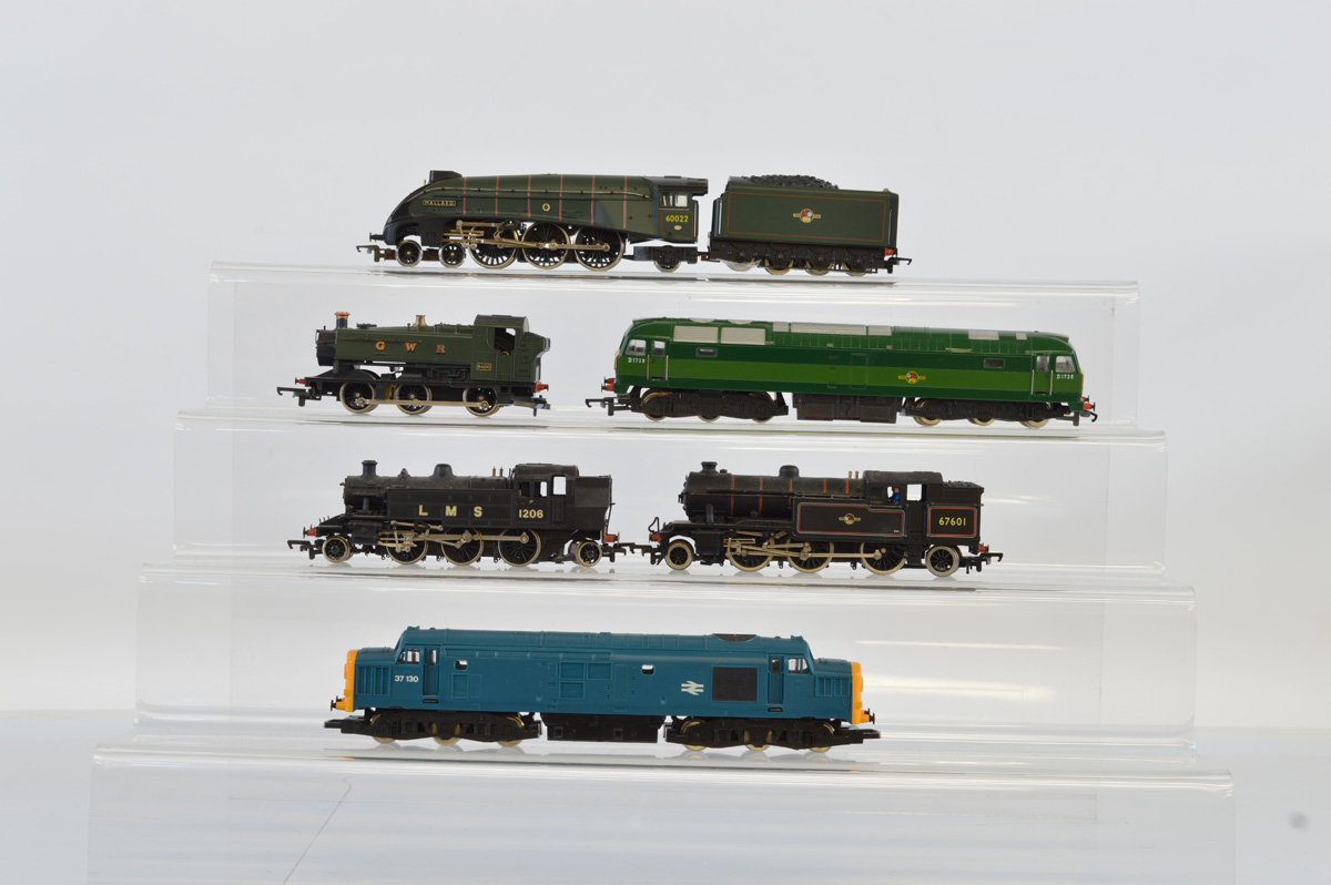 Six assorted OO gauge model railway locomotives, including two Hornby diesel electric, two