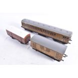 Kit- or Scratch-built 0 Gauge Finescale Metropolitan/London Transport stock, a nicely hand-