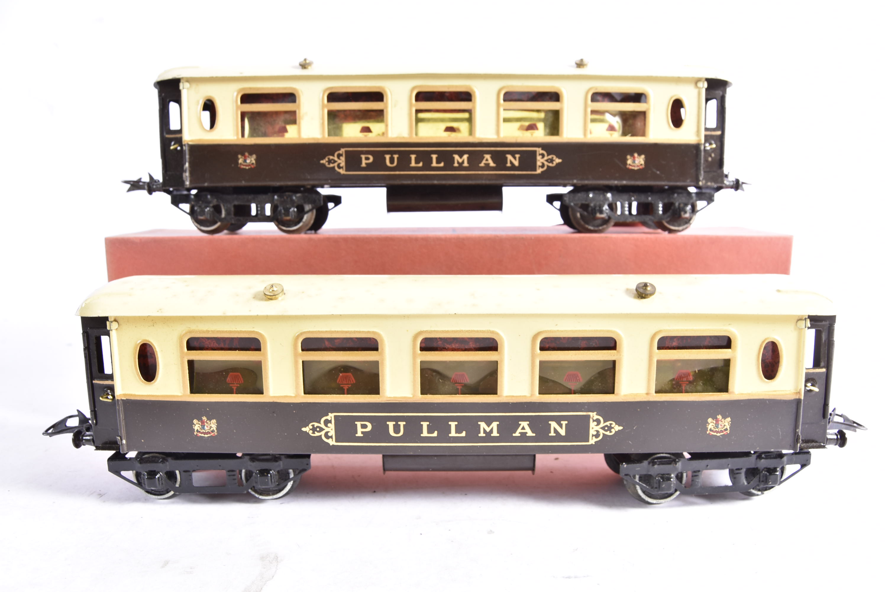 Two Boxed Hornby 0 Gauge No 2 Pullman Coaches, both in umber/cream livery with small Pullman